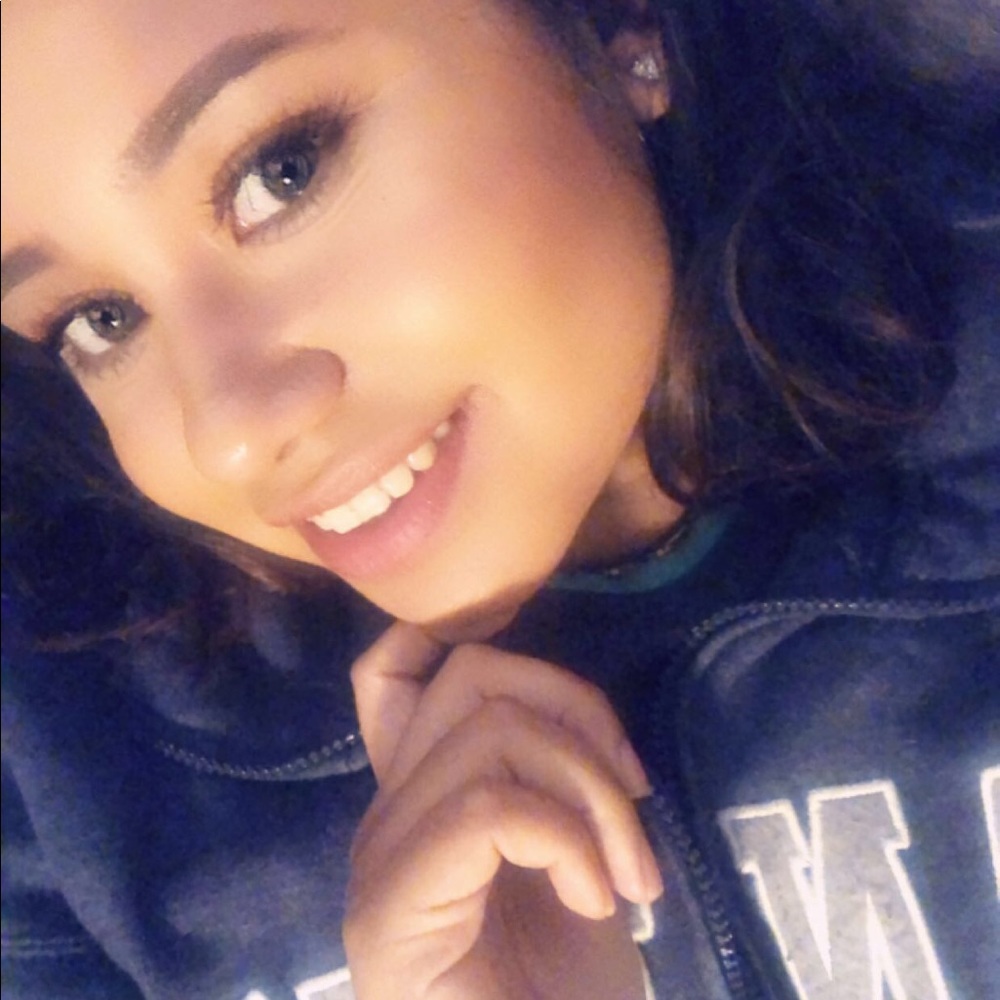 Meet your Posher, Miriam